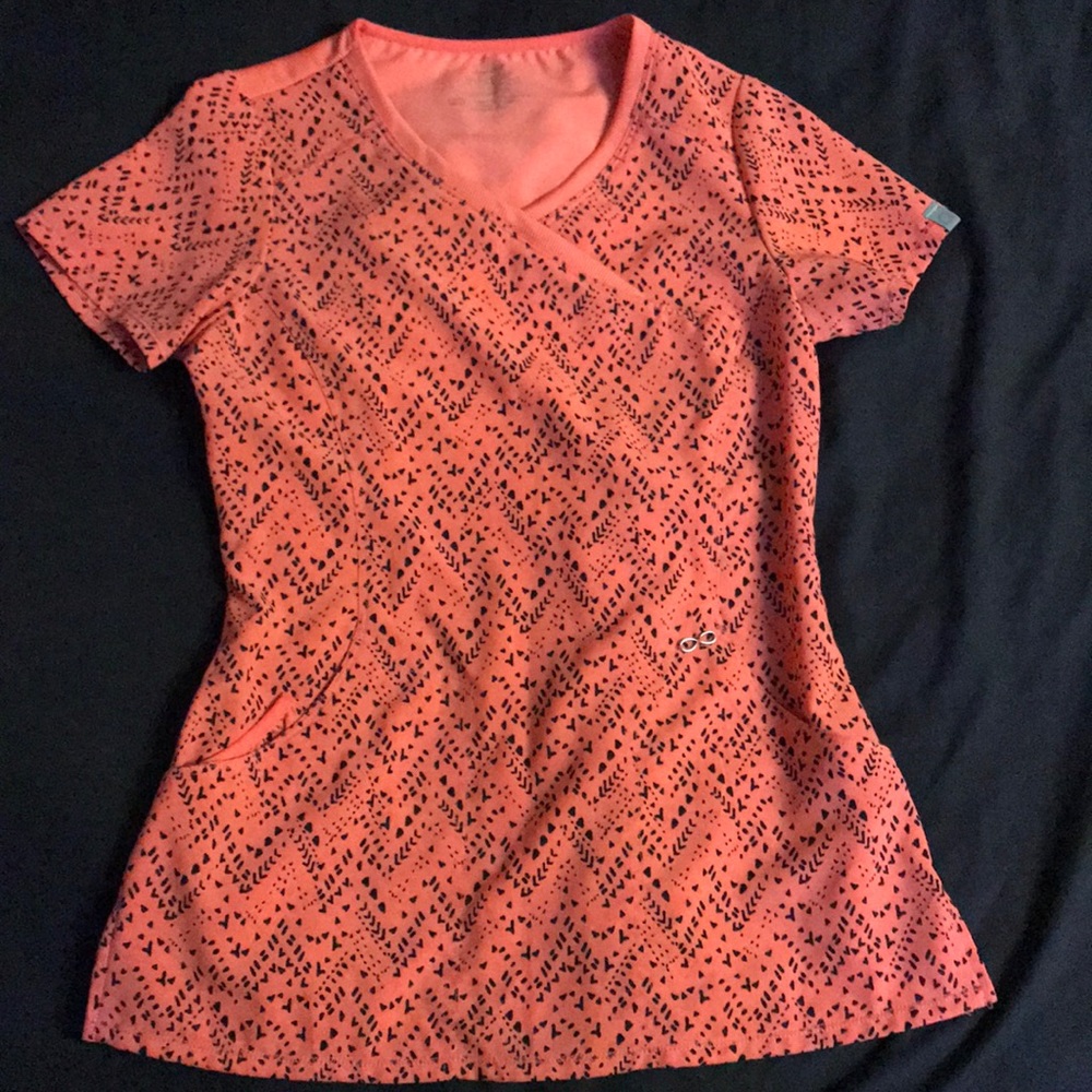 Cherokee infinity scrub top